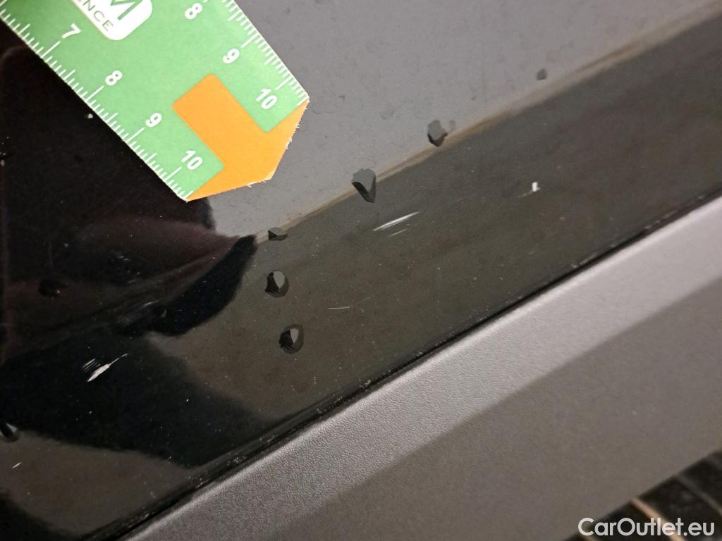  Toyota  RAV4 TOYOTA  / 2018 / 5P / todoterreno 2.5l 220H Advance #2