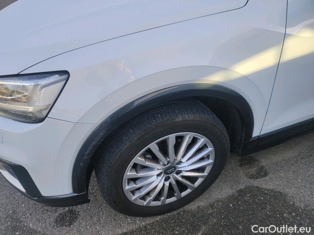  Audi  Q2 AUDI  / 2016 / 5P / todoterreno Design 30 TFSI 85kW (116CV) #11