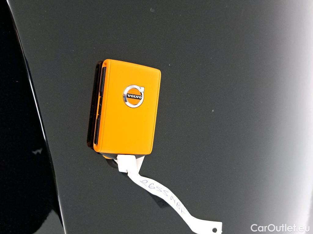  Volvo  V60 VOLVO  / 2018 / 5P / familiar 2.0 B3 (G) Essential Auto #5