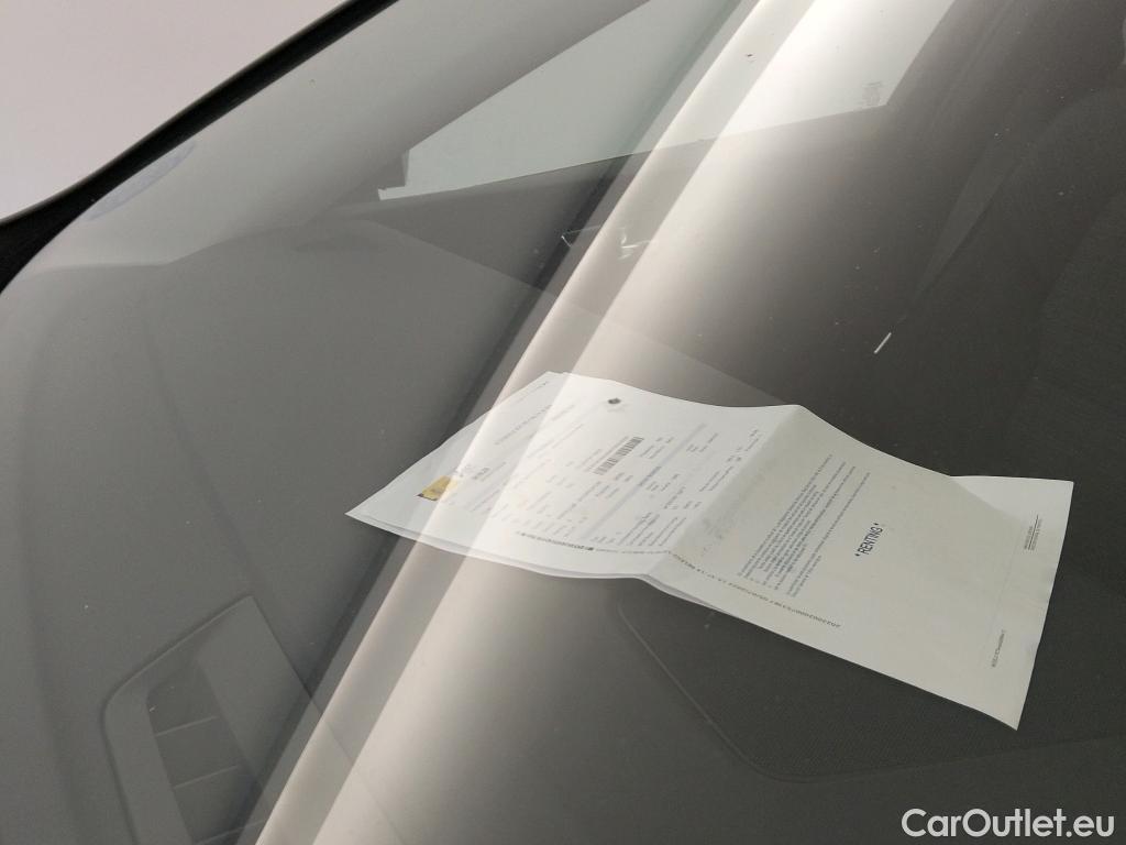  Volvo  XC60 VOLVO  / 2017 / 5P / todoterreno 2.0 B4 D AWD Plus Bright Auto #8