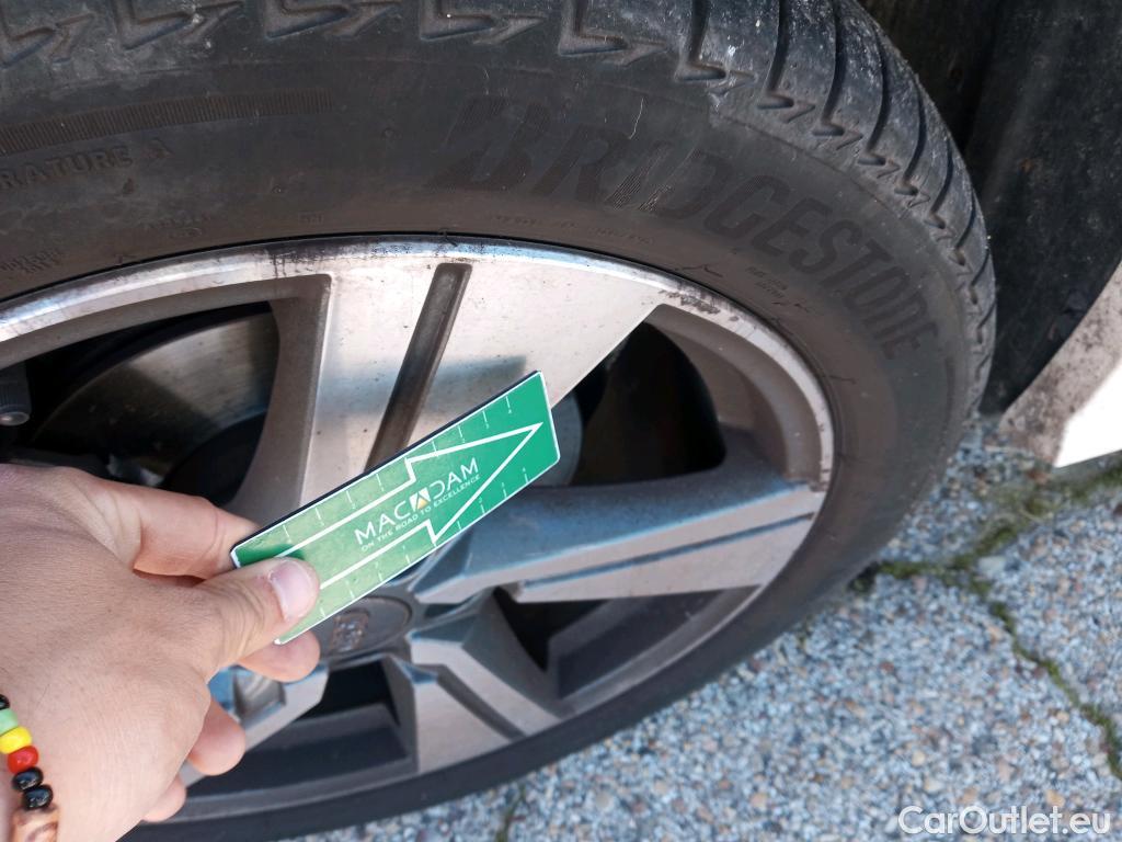  Audi  Q2 AUDI  / 2016 / 5P / todoterreno Sport 30 TFSI 85kW (116CV) (CX) #5