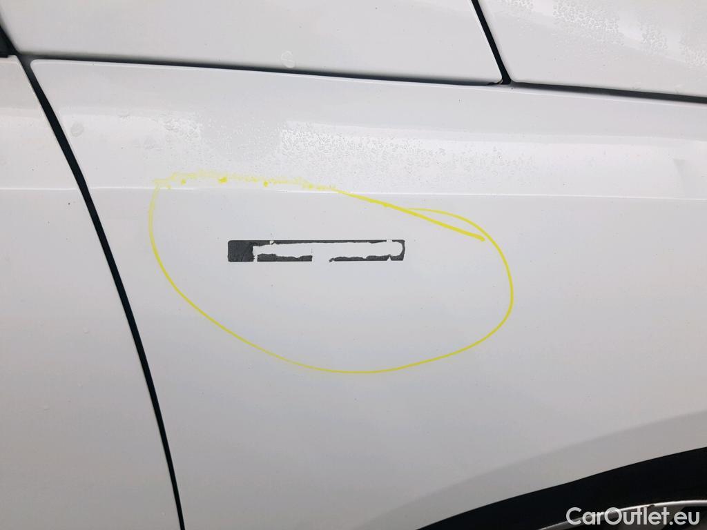  Peugeot  308 PEUGEOT  / 2017 / 5P / berlina con portón 5P Style BlueHDi 100 S&S 6 Vel. MAN #22