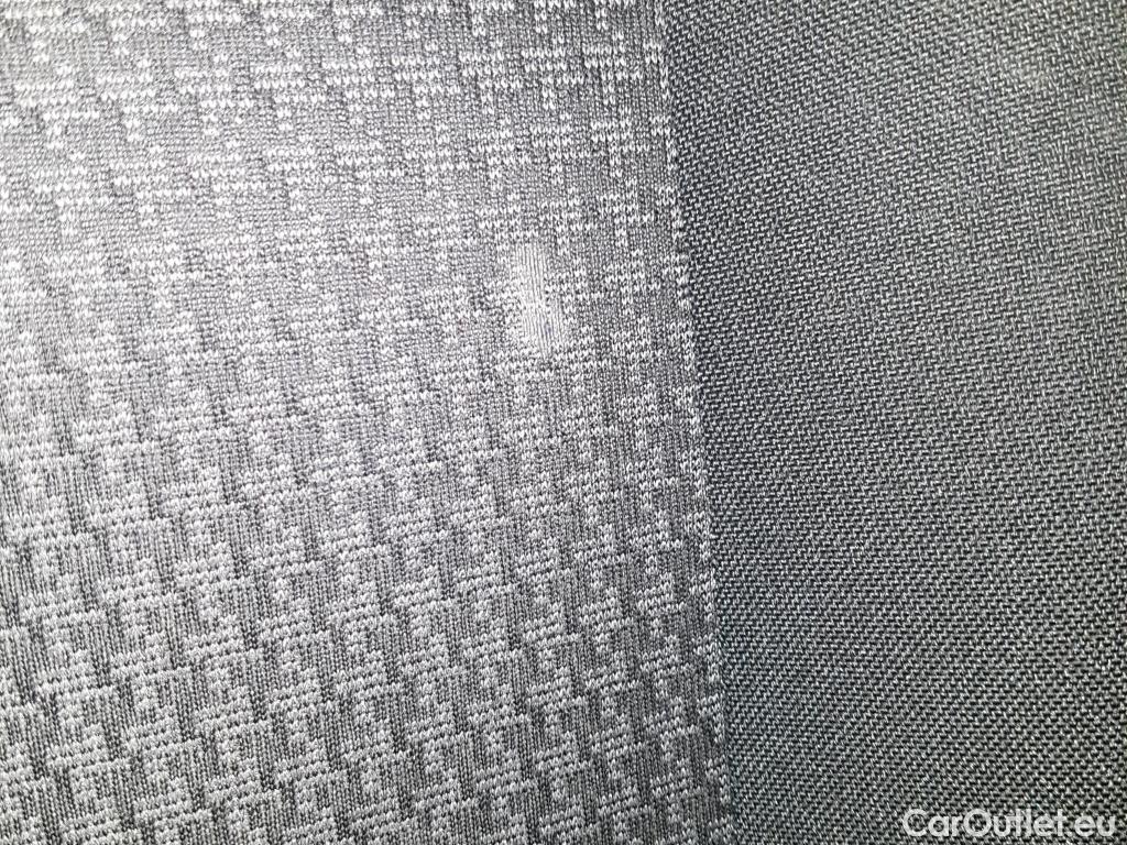  Peugeot  308 PEUGEOT  / 2017 / 5P / berlina con portón 5P Style BlueHDi 100 S&S 6 Vel. MAN #28