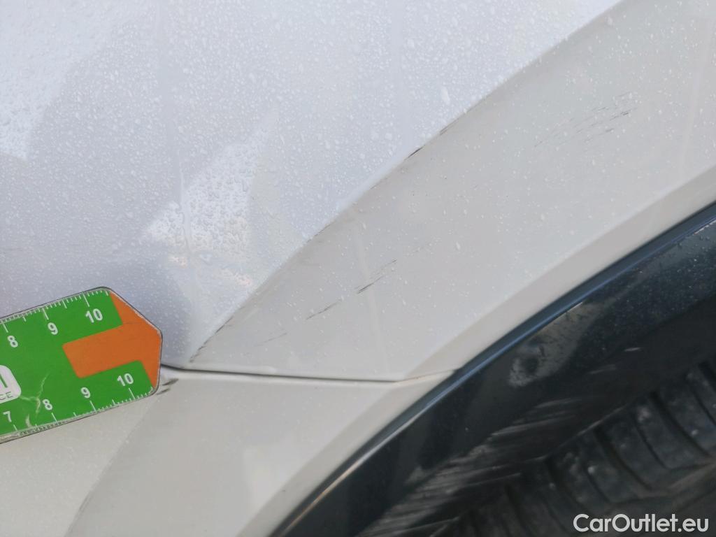  Audi  Q2 AUDI  / 2016 / 5P / todoterreno Design 30 TFSI 85kW (116CV) #12