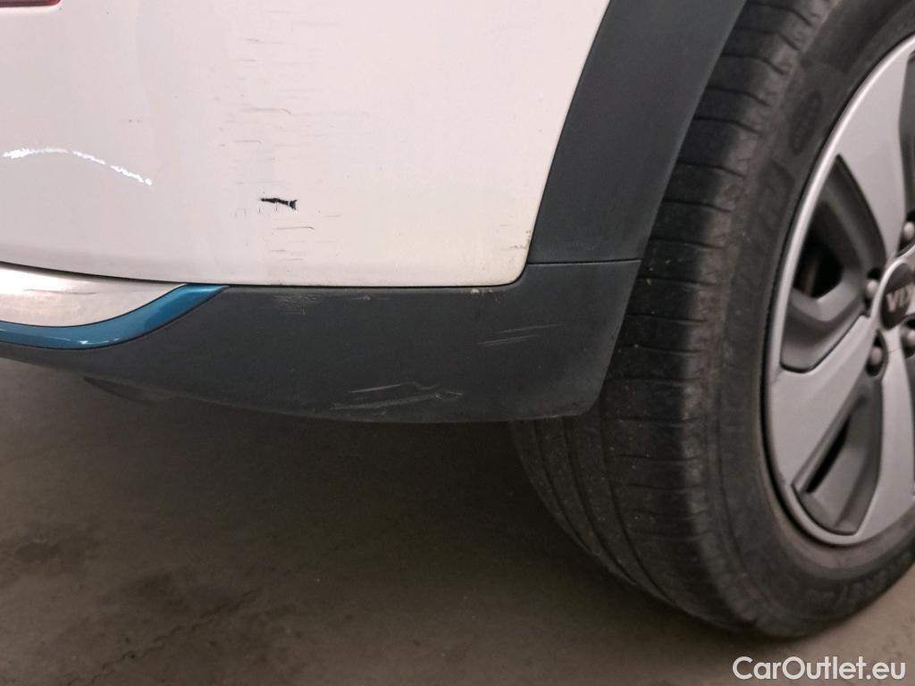  KIA  Niro KIA  Hïbrido Enchufable / 2016 / 5P / crossover 1.6 GDi Híbrido Enchufable 104kW Drive #30