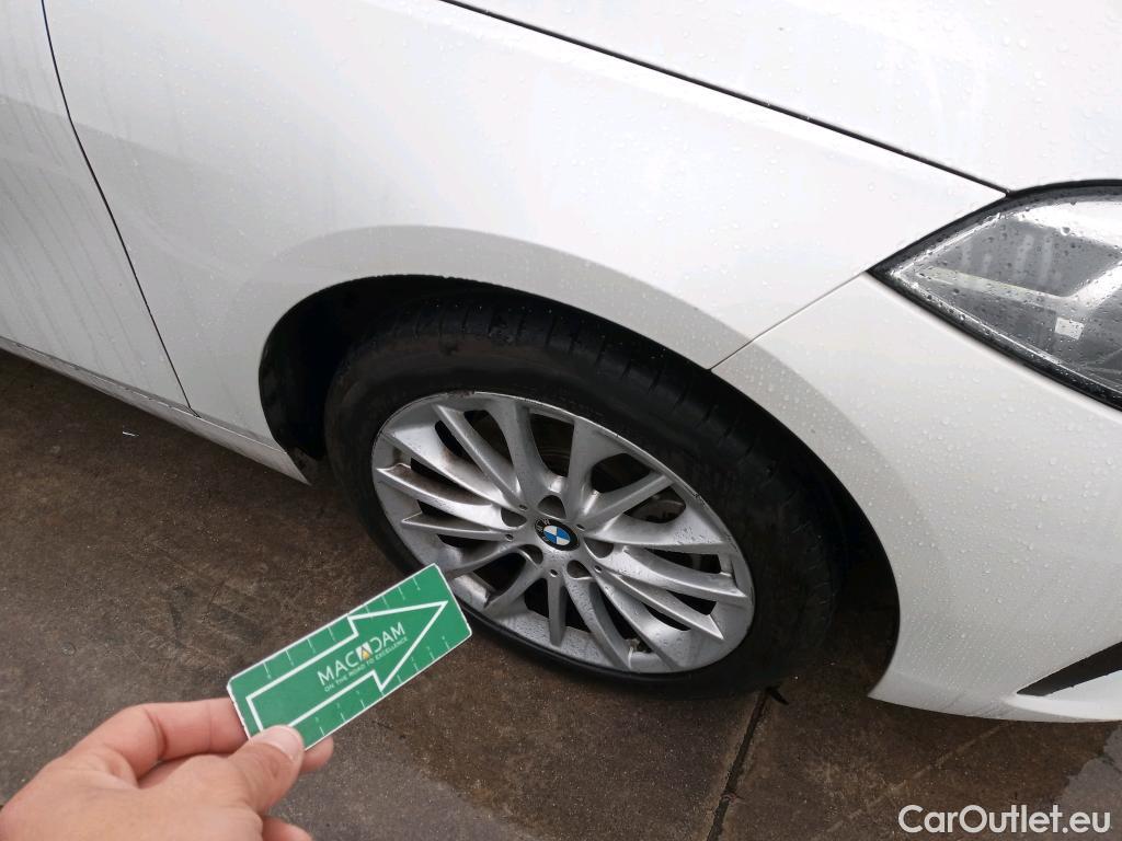  Bmw  Serie 1 BMW  / 2019 / 5P / berlina con portón 118i #2