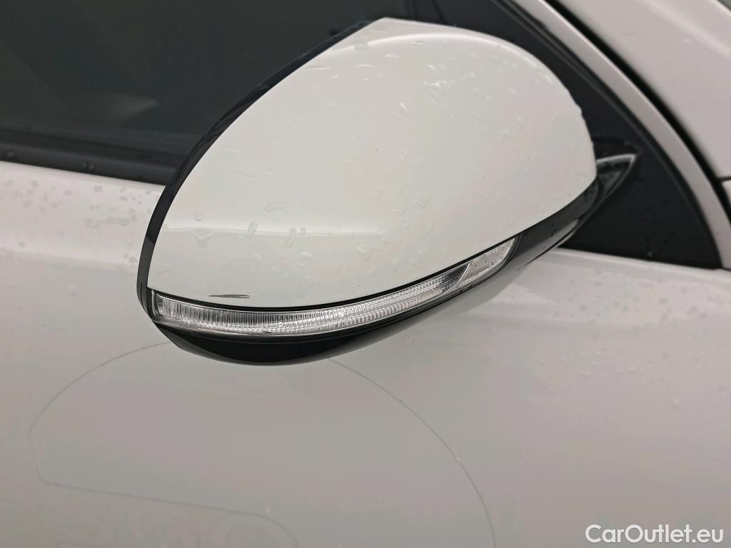  KIA  Niro KIA  Hïbrido Enchufable / 2016 / 5P / crossover 1.6 GDi Híbrido Enchufable 104kW Drive #41