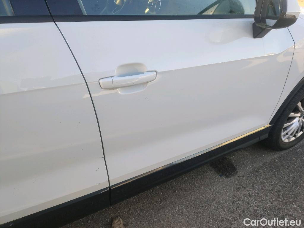  Audi  Q2 AUDI  / 2016 / 5P / todoterreno Design 30 TFSI 85kW (116CV) #3