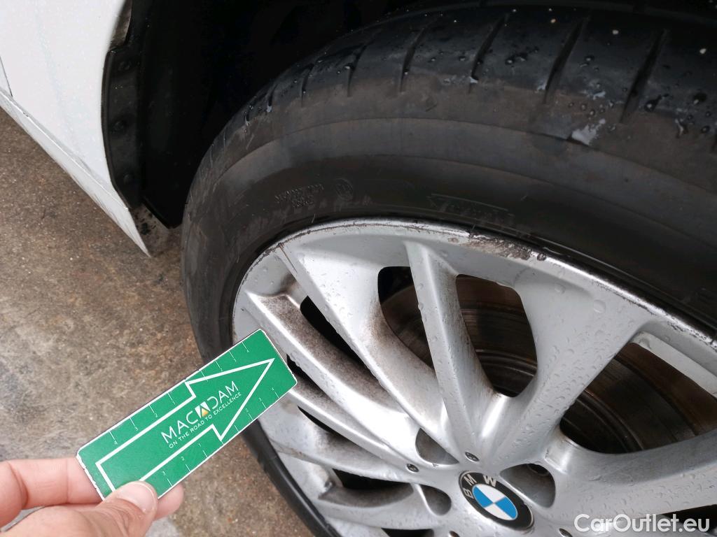  Bmw  Serie 1 BMW  / 2019 / 5P / berlina con portón 118i #1