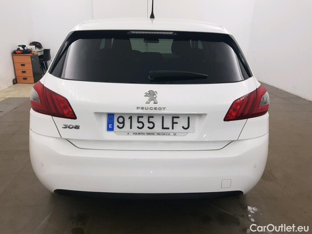  Peugeot  308 PEUGEOT  / 2017 / 5P / berlina con portón 5P Style BlueHDi 100 S&S 6 Vel. MAN #17