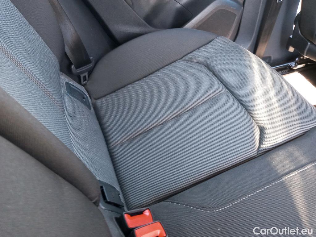  Audi  Q2 AUDI  / 2016 / 5P / todoterreno Sport 30 TFSI 85kW (116CV) (CX) #36