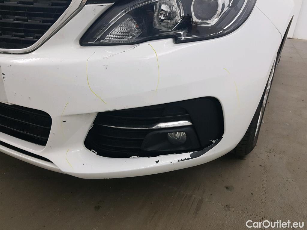  Peugeot  308 PEUGEOT  / 2017 / 5P / berlina con portón 5P Style BlueHDi 100 S&S 6 Vel. MAN #11