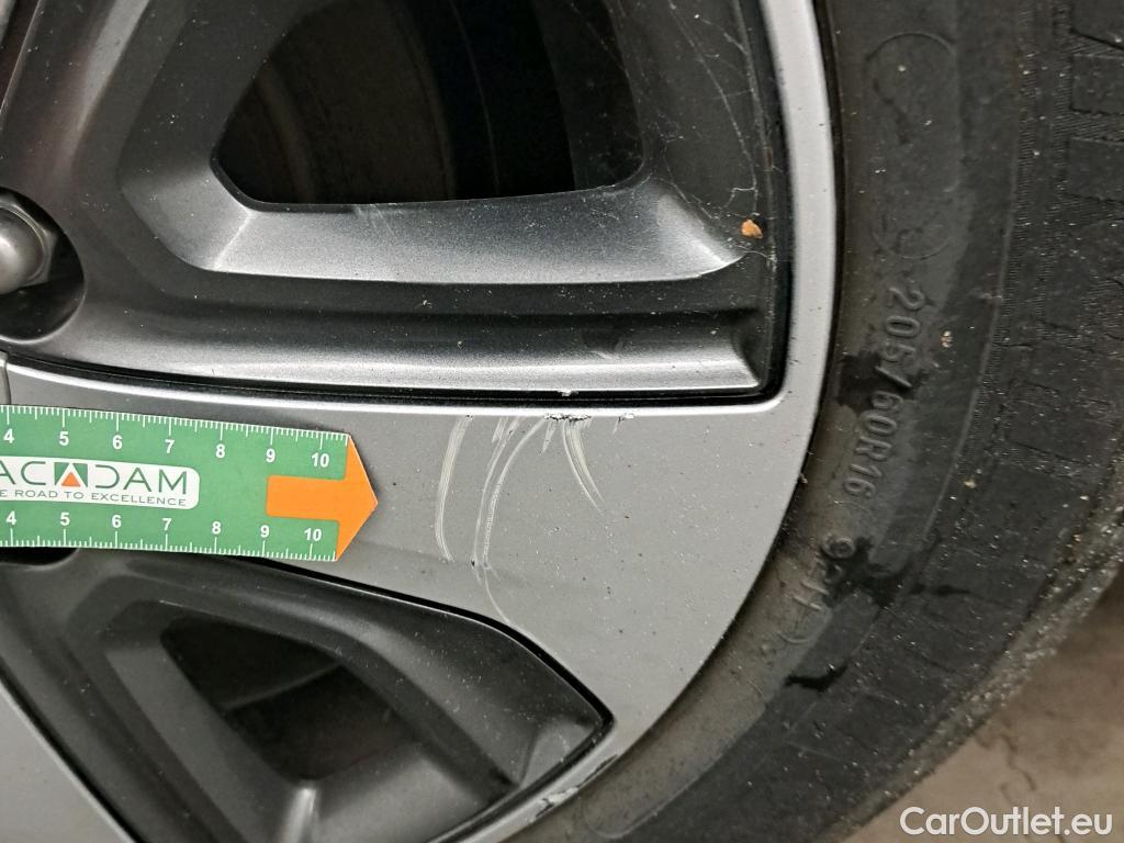  KIA  Niro KIA  Hïbrido Enchufable / 2016 / 5P / crossover 1.6 GDi Híbrido Enchufable 104kW Drive #28