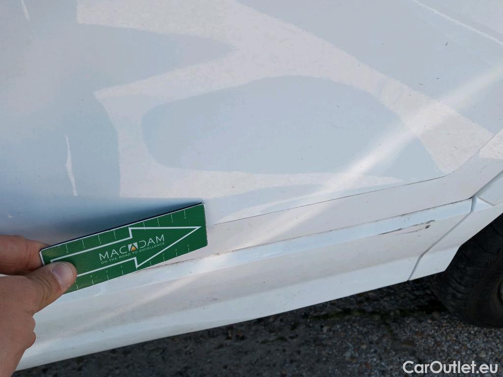  Audi  Q2 AUDI  / 2016 / 5P / todoterreno Sport 30 TFSI 85kW (116CV) (CX) #12