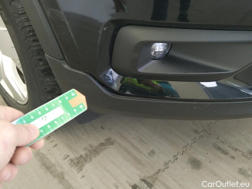  Volvo  XC 40 VOLVO XC40 / 2017 / 5P / todoterreno 2.0 T4 AWD Momentum Auto #10