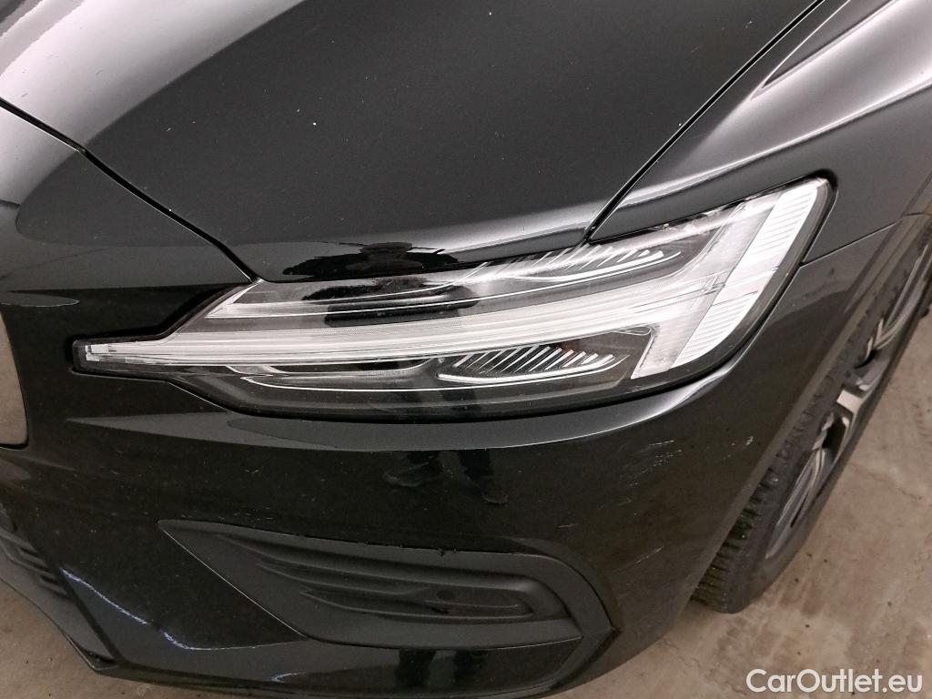  Volvo  V60 VOLVO  / 2018 / 5P / familiar 2.0 B3 (G) Essential Auto #27