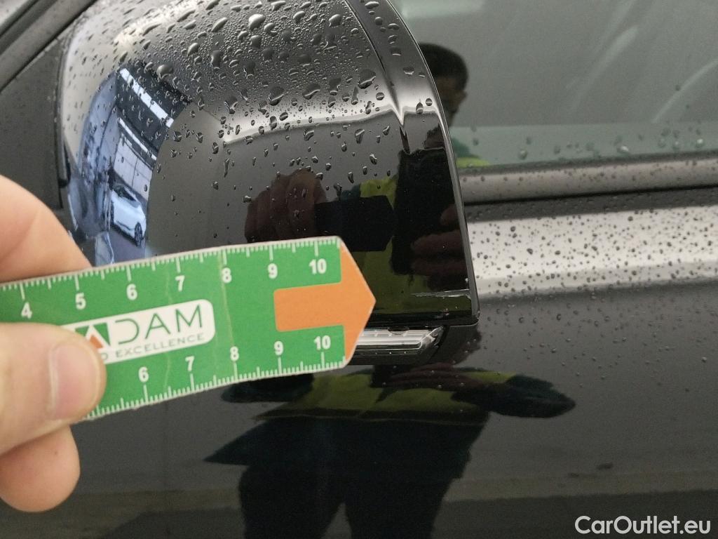  Volvo  XC 40 VOLVO XC40 / 2017 / 5P / todoterreno 2.0 T4 AWD Momentum Auto #18