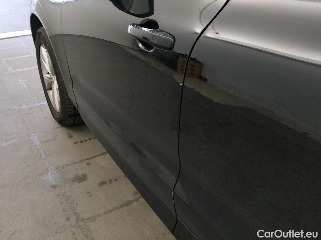  Volvo  XC60 VOLVO  / 2017 / 5P / todoterreno 2.0 B4 D AWD Plus Bright Auto #5