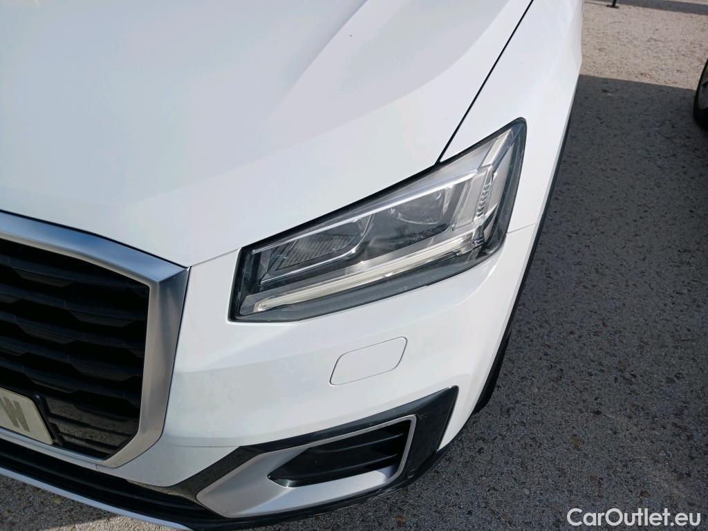  Audi  Q2 AUDI  / 2016 / 5P / todoterreno Design 30 TFSI 85kW (116CV) (AC) #24