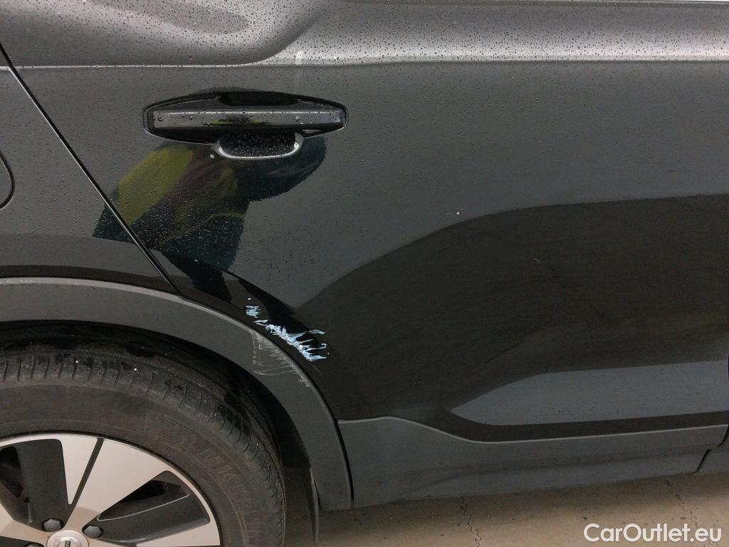  Volvo  XC 40 VOLVO XC40 / 2021 / 5P / todoterreno 1.5 T4 Recharge PHEV Core Auto #3