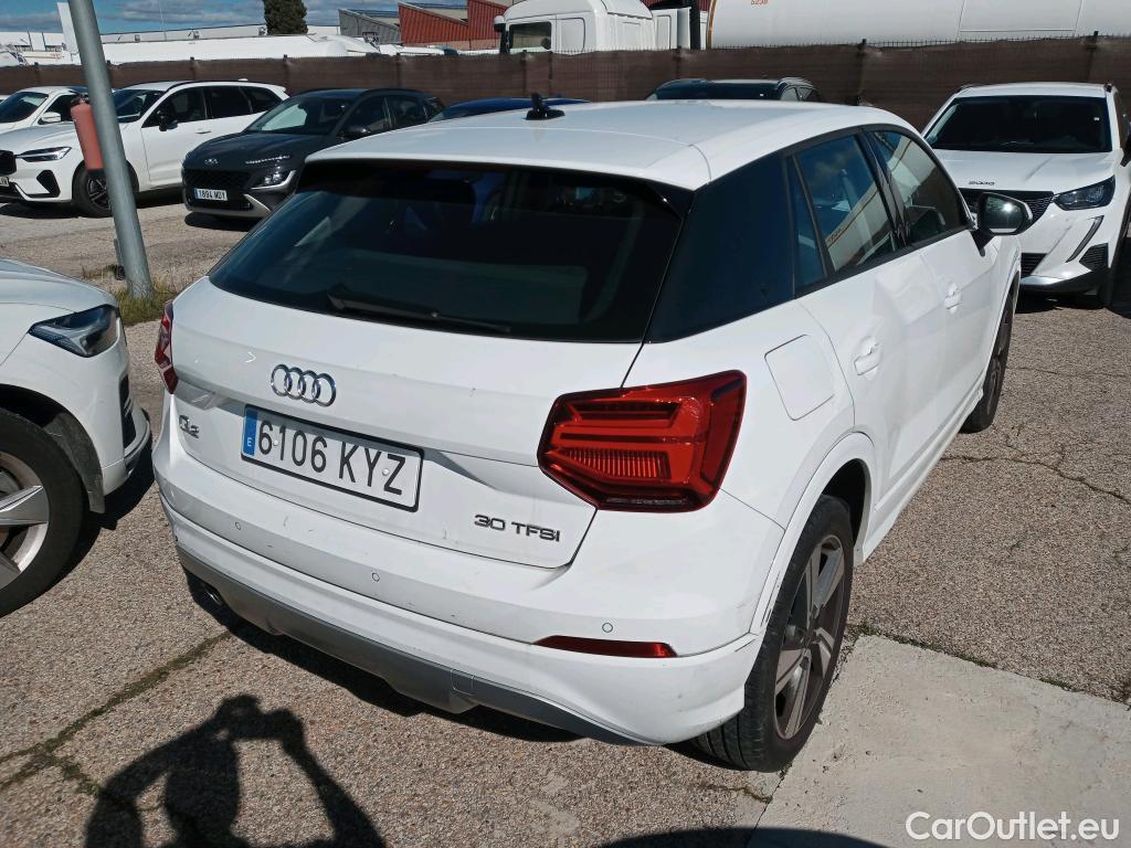  Audi  Q2 AUDI  / 2016 / 5P / todoterreno Sport 30 TFSI 85kW (116CV) (CX) #9