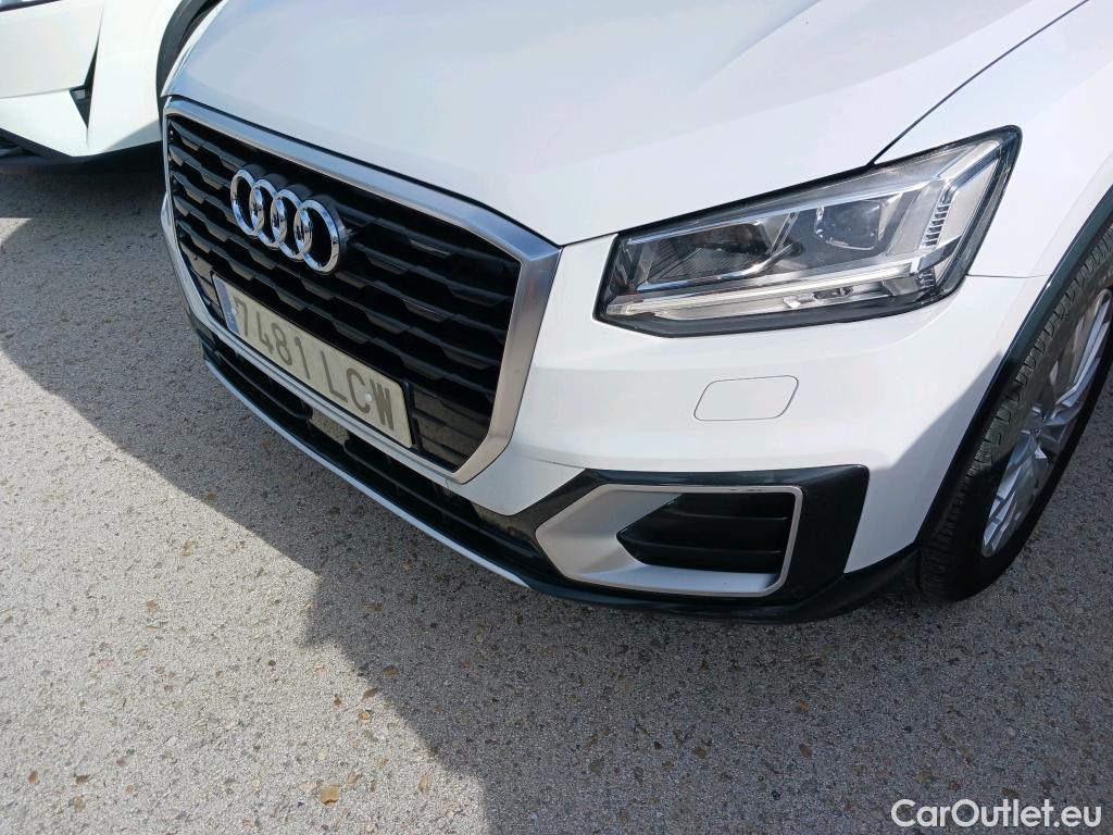  Audi  Q2 AUDI  / 2016 / 5P / todoterreno Design 30 TFSI 85kW (116CV) (AC) #11