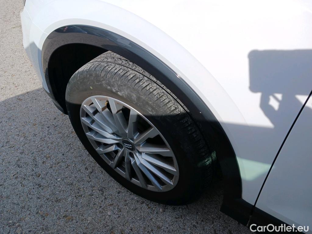  Audi  Q2 AUDI  / 2016 / 5P / todoterreno Design 30 TFSI 85kW (116CV) (AC) #36