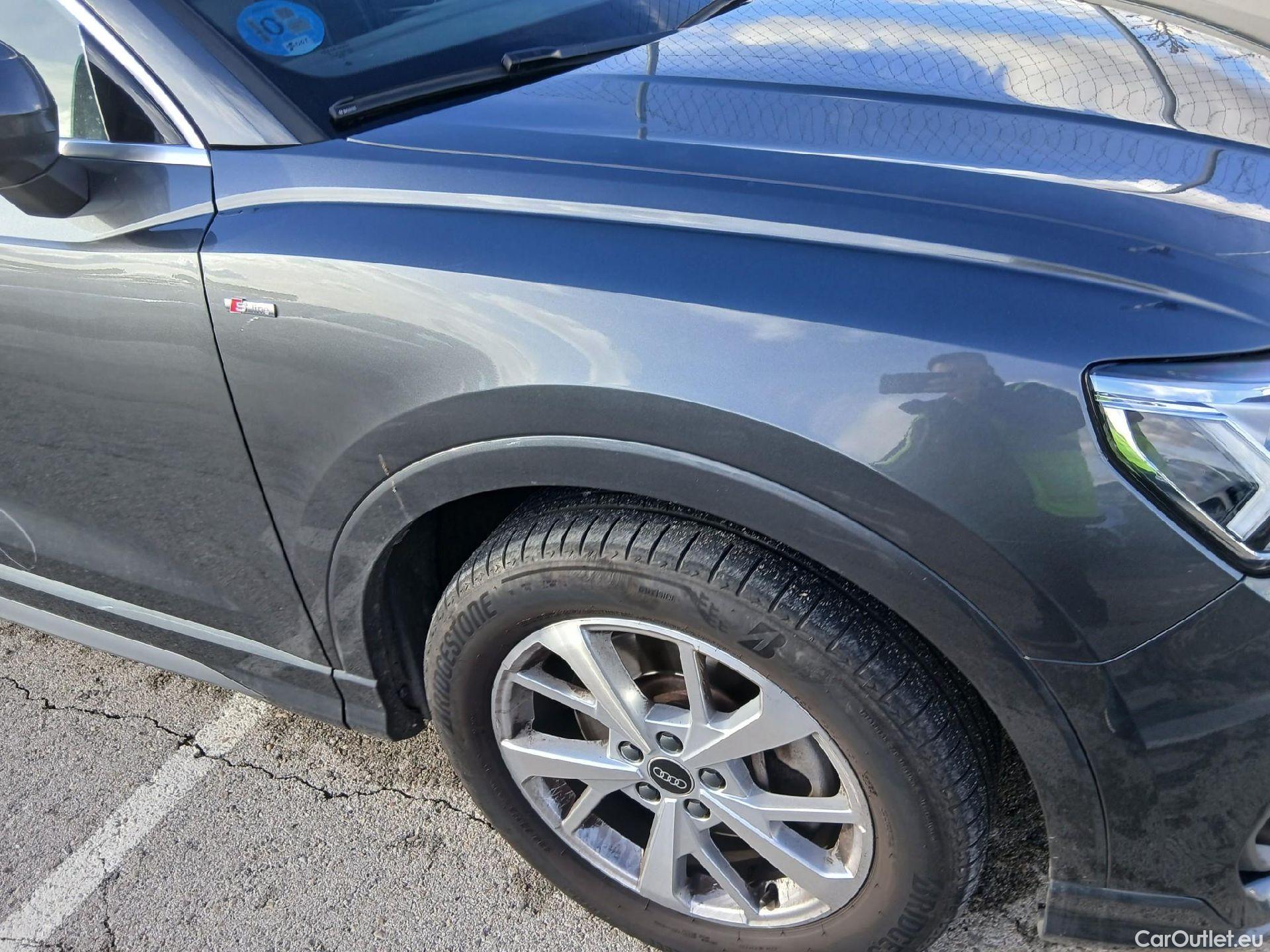  Audi  Q3 AUDI  / 2018 / 5P / todoterreno 45 TFSI e 180kW S tronic S Line #35