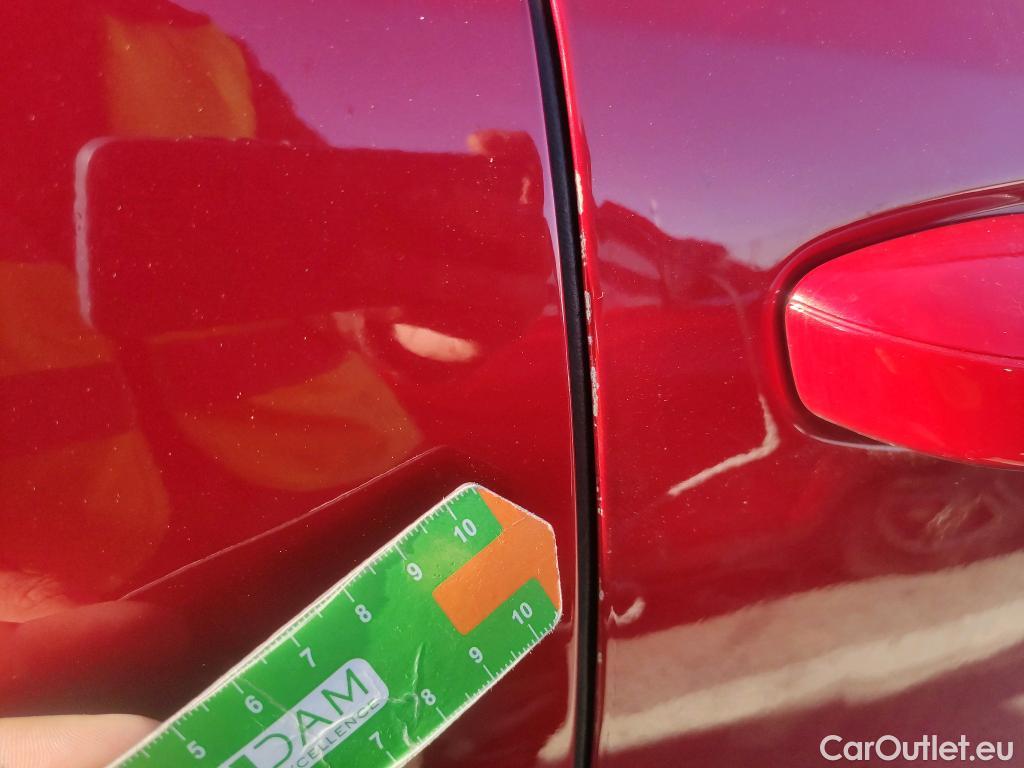  KIA  Niro KIA  / 2022 / 5P / crossover 1.6 GDi HEV 104kW (141CV) Drive #8