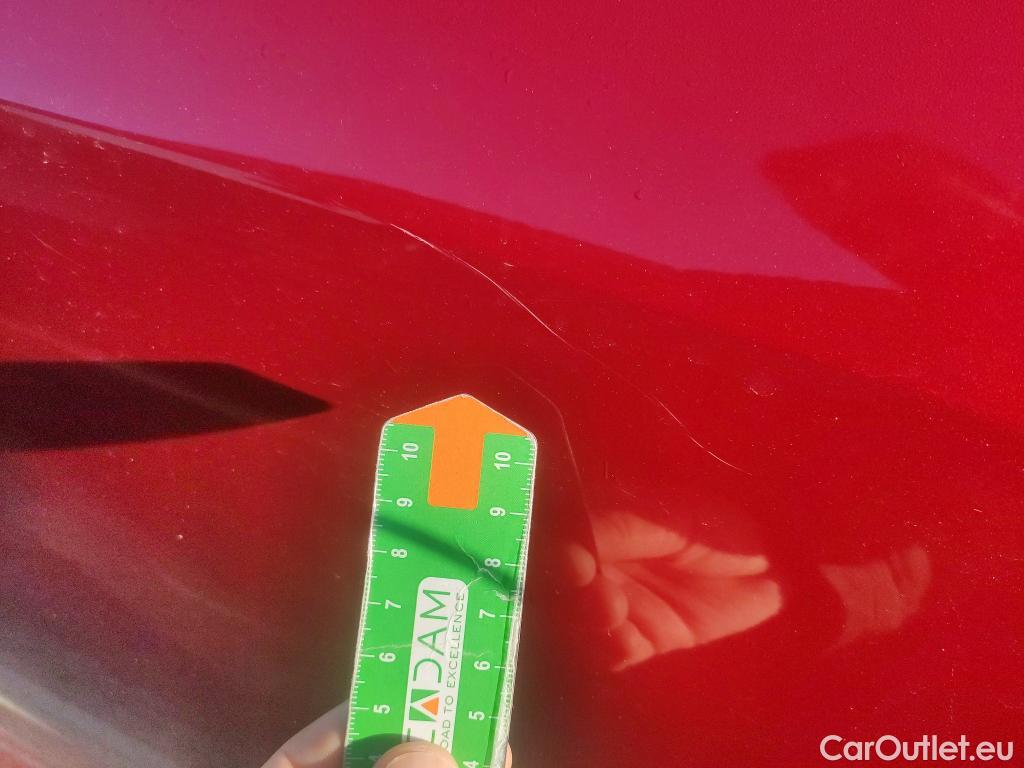  KIA  Niro KIA  / 2022 / 5P / crossover 1.6 GDi HEV 104kW (141CV) Drive #12