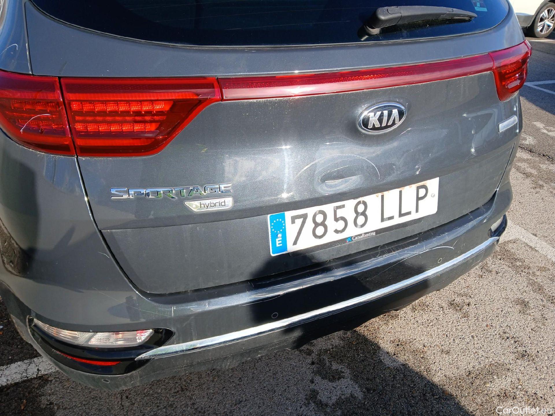  KIA  Sportage KIA  1.6MHEV Drive 100kW(136CV) 4x2(Crist Tintados)(CX) #26