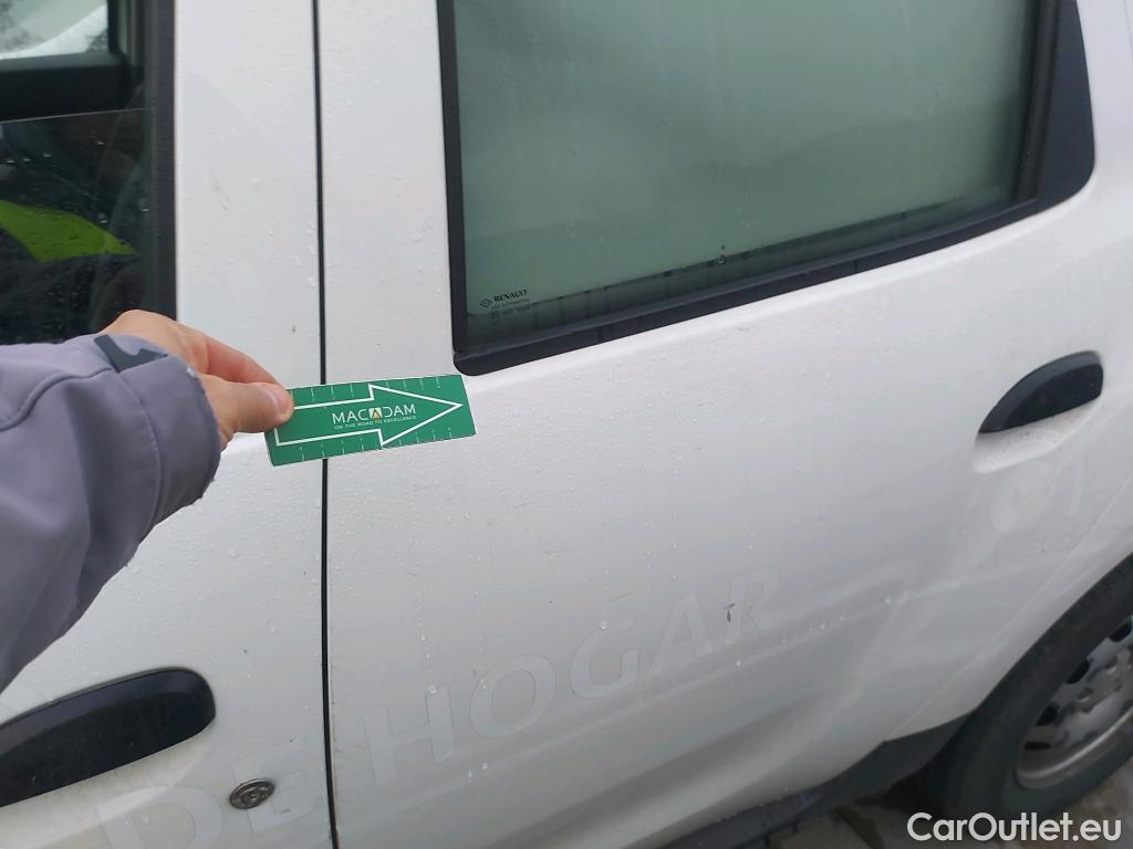  Dacia  Duster DACIA  / 2018 / 5P / todoterreno Essential TCE 74kW(100CV) ECO-G 4X2 #31