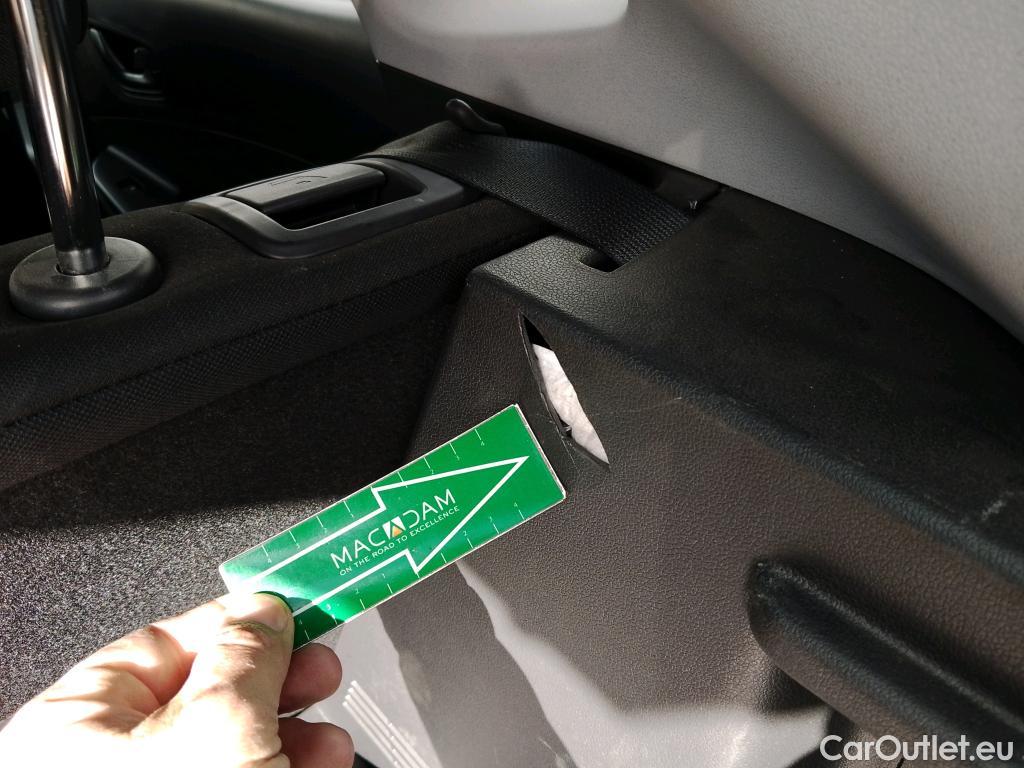  Hyundai  Konna HYUNDAI Kona / 2020 / 5P / todoterreno 1.0 TGDI Klass 4X2 #4