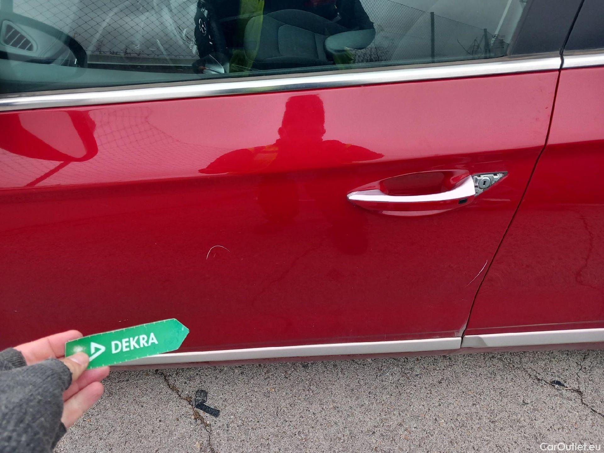  Hyundai   Ioniq HYUNDAI / 2019 / 5P / berlina con portón 1.6 GDI HEV Tecno DCT #9