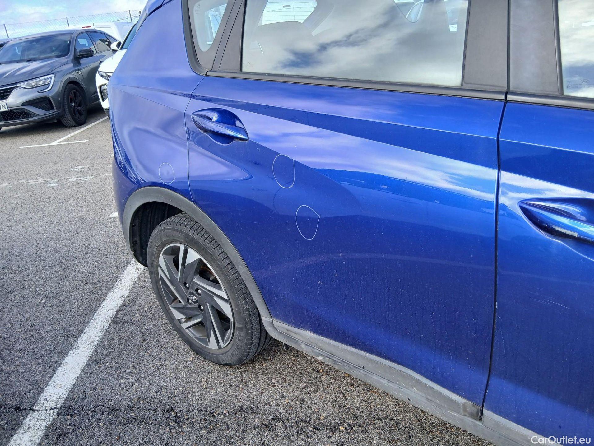  Hyundai  Bayon HYUNDAI  / 2021 / 5P / todoterreno 1.2 MPI Maxx #46