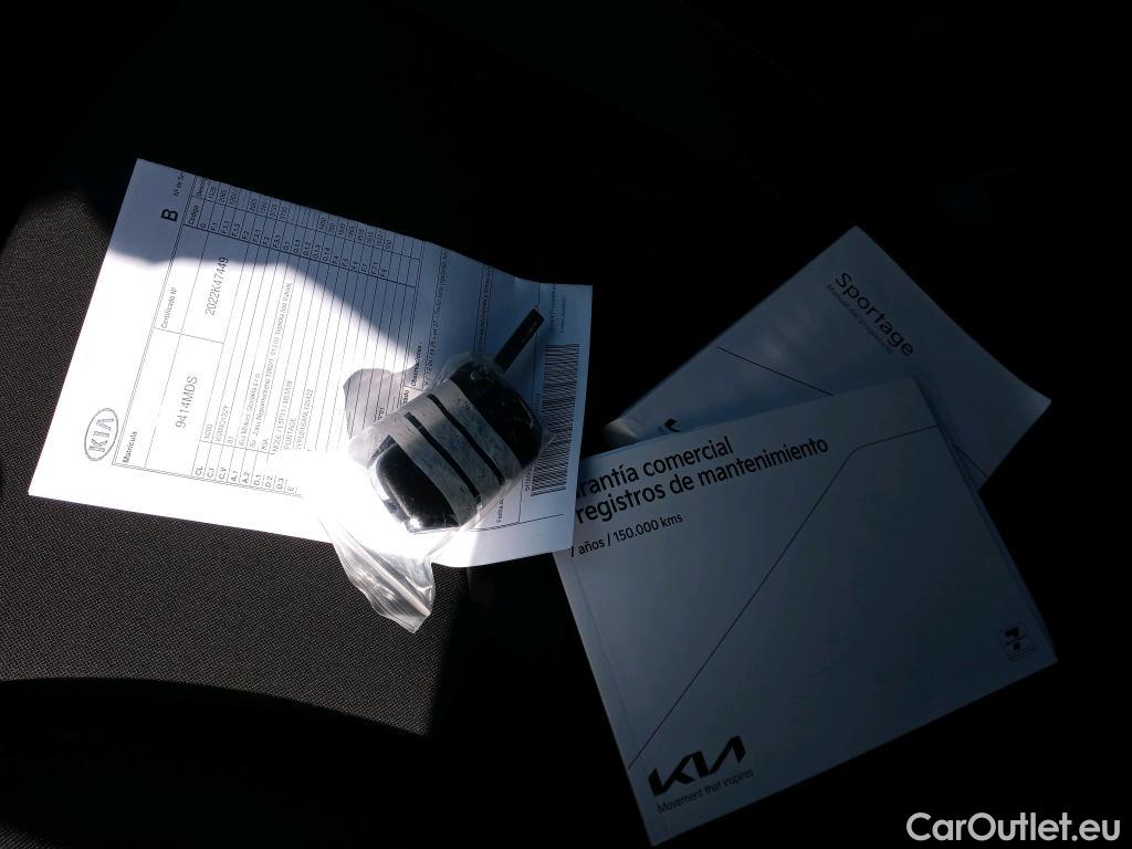  KIA  Sportage KIA  / 2022 / 5P / todoterreno 1.6 T-GDi 110kW (150CV) Concept 4x2 #10