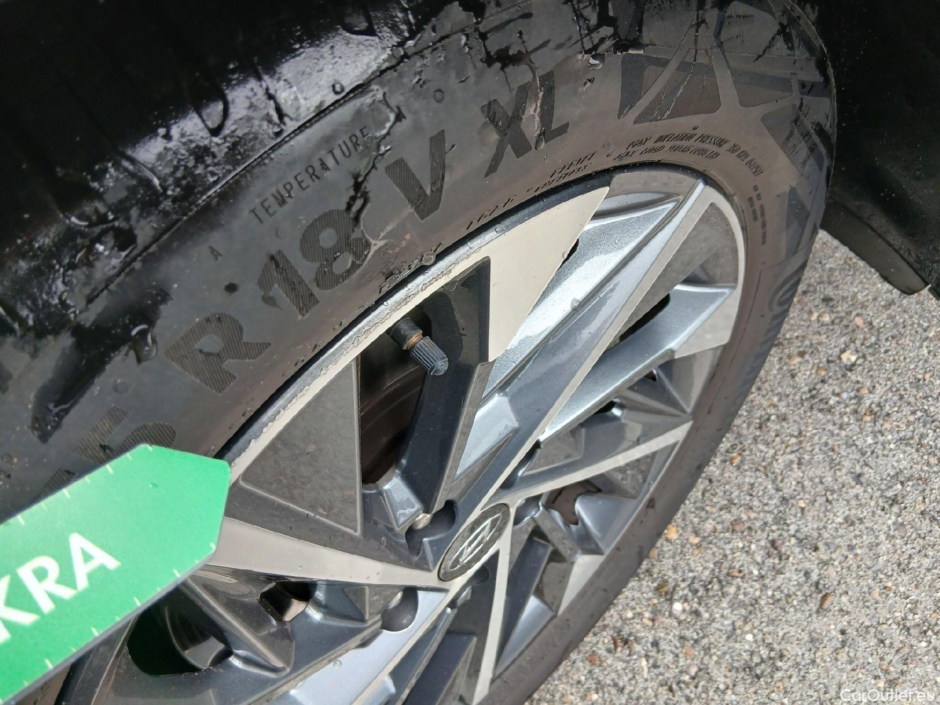  Hyundai  Tucson HYUNDAI  / 2020 / 5P / todoterreno 1.6 TGDI 110kW (150CV) 48V Tecno DCT 2C #6