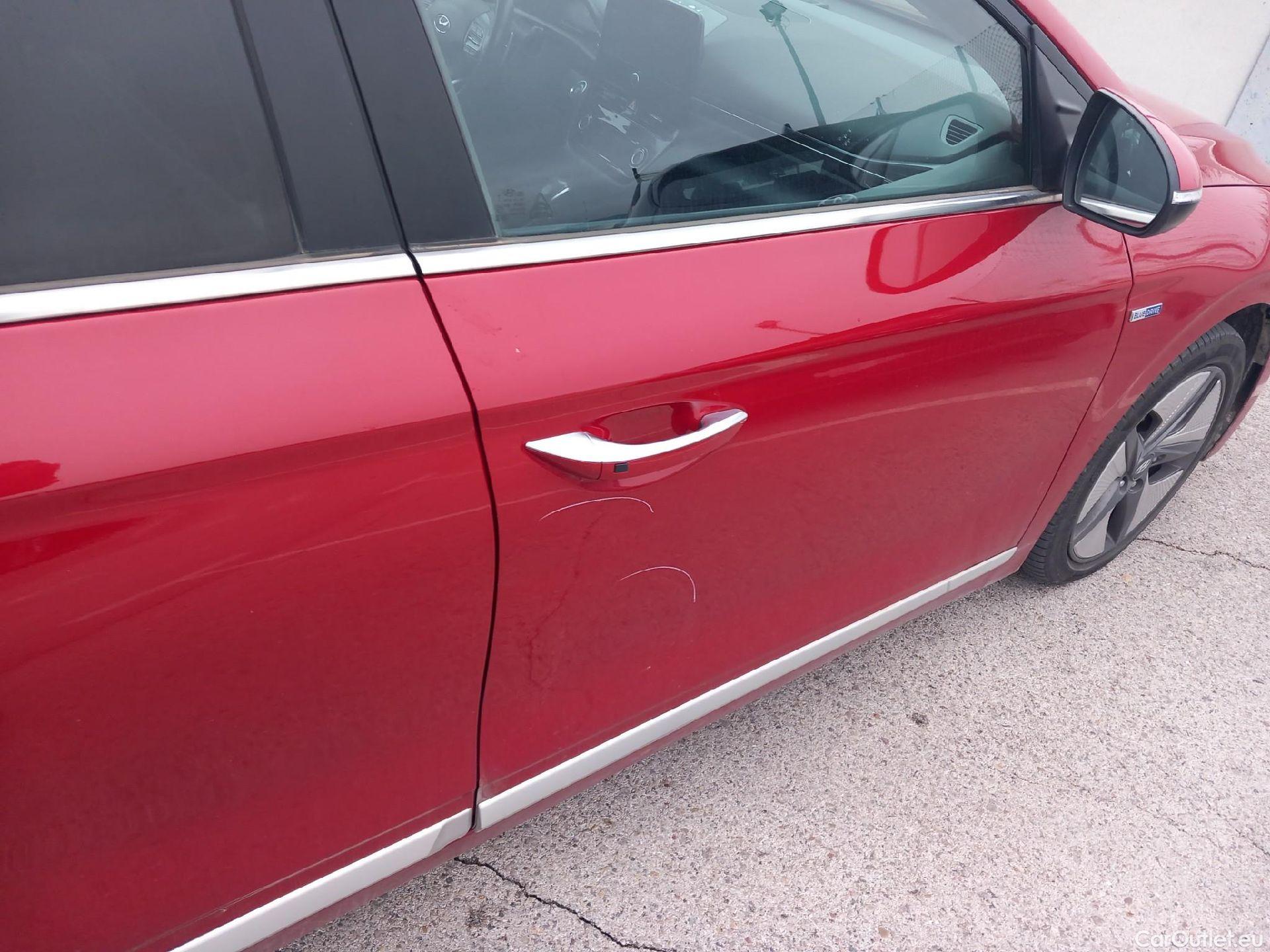  Hyundai   Ioniq HYUNDAI / 2019 / 5P / berlina con portón 1.6 GDI HEV Tecno DCT #19