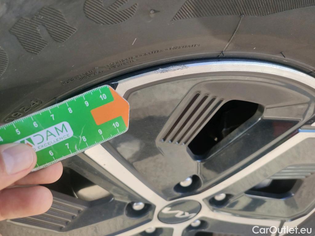  KIA  Niro KIA  / 2022 / 5P / crossover 1.6 GDi HEV 104kW (141CV) Drive #4