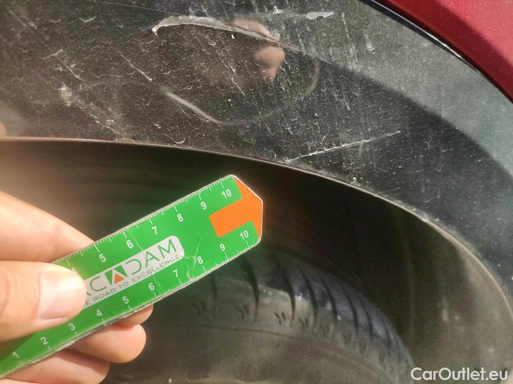  KIA  Niro KIA  / 2022 / 5P / crossover 1.6 GDi HEV 104kW (141CV) Drive #34