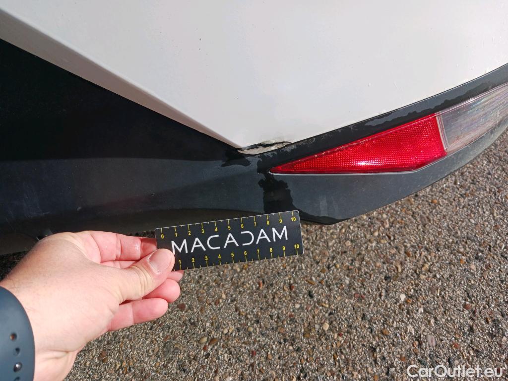  Hyundai  i20 HYUNDAI  / 2020 / 5P / berlina con portón 1.2 MPI SLX #41