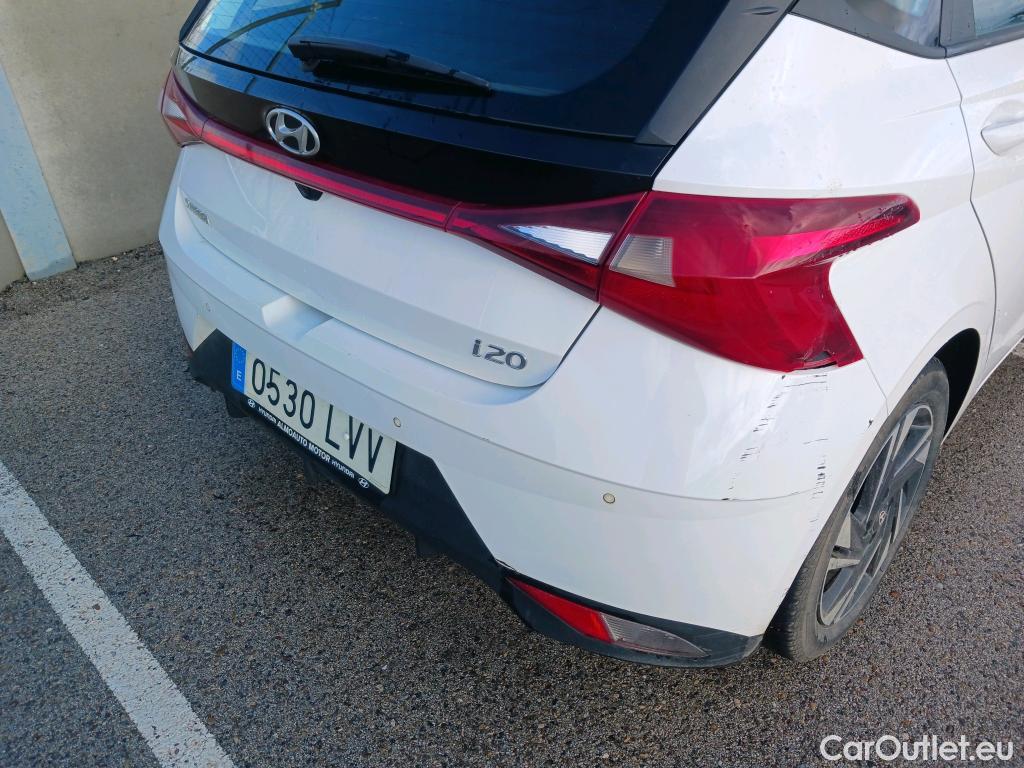  Hyundai  i20 HYUNDAI  / 2020 / 5P / berlina con portón 1.2 MPI SLX #29