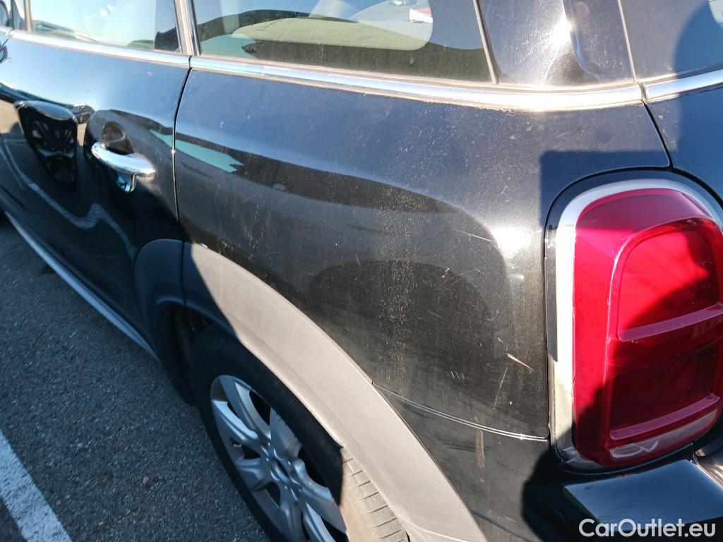  Mini  Countryman MINI  / 2020 / 5P / berlina con portón Cooper S E ALL4 #40