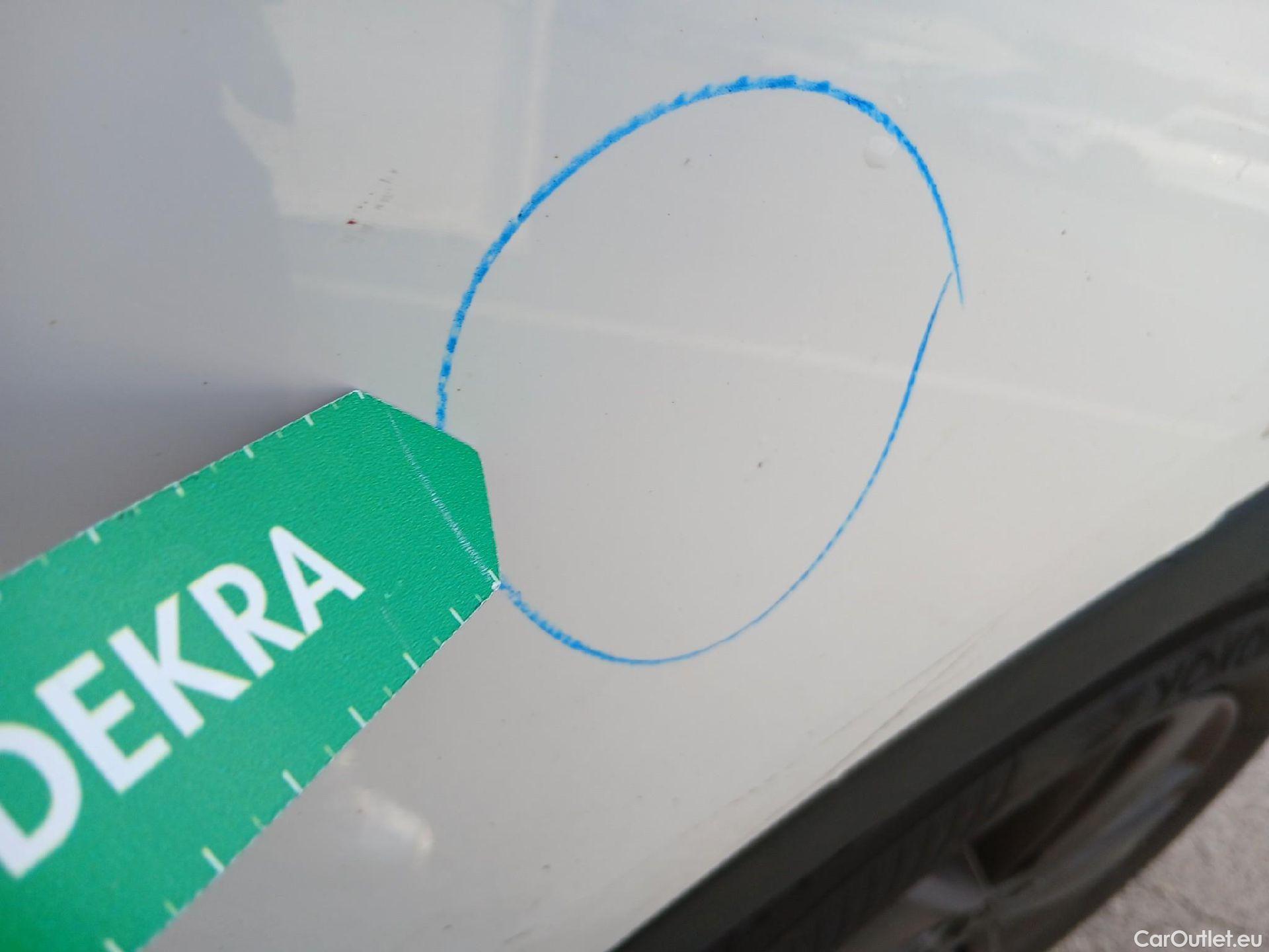  Opel   Grandland X OPEL Grandland / 2021 / 5P / todoterreno 1.5 CDTi Business Edition Auto #20