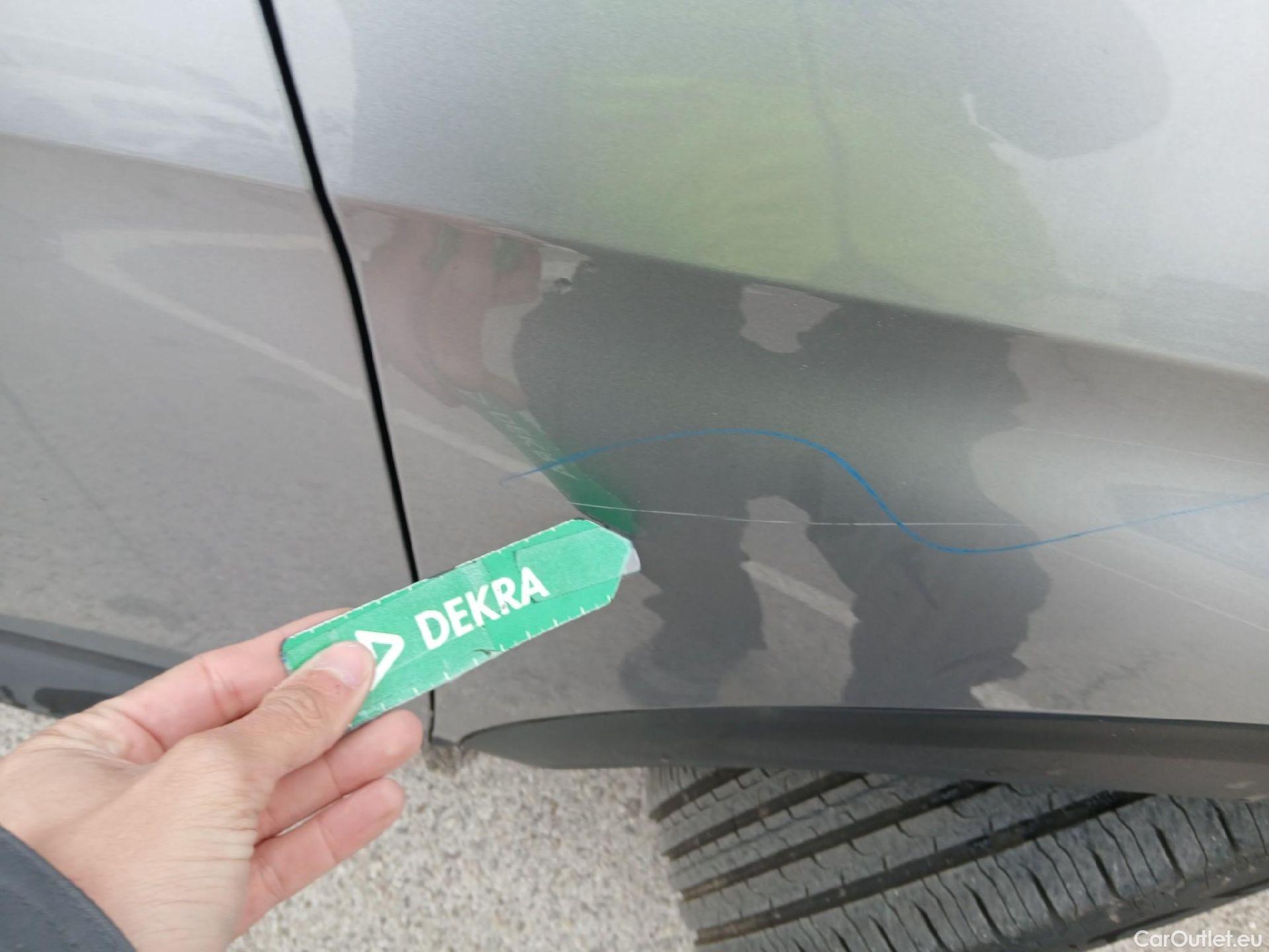  Peugeot  3008 PEUGEOT  / 2016 / 5P / todoterreno 1.5 BlueHDi 96kW (130CV) S&S Active (AC) #33