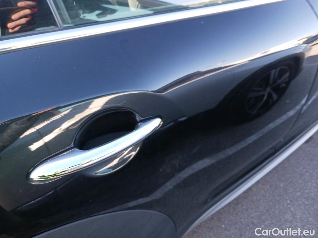  Mini  Countryman MINI  / 2020 / 5P / berlina con portón Cooper S E ALL4 #29