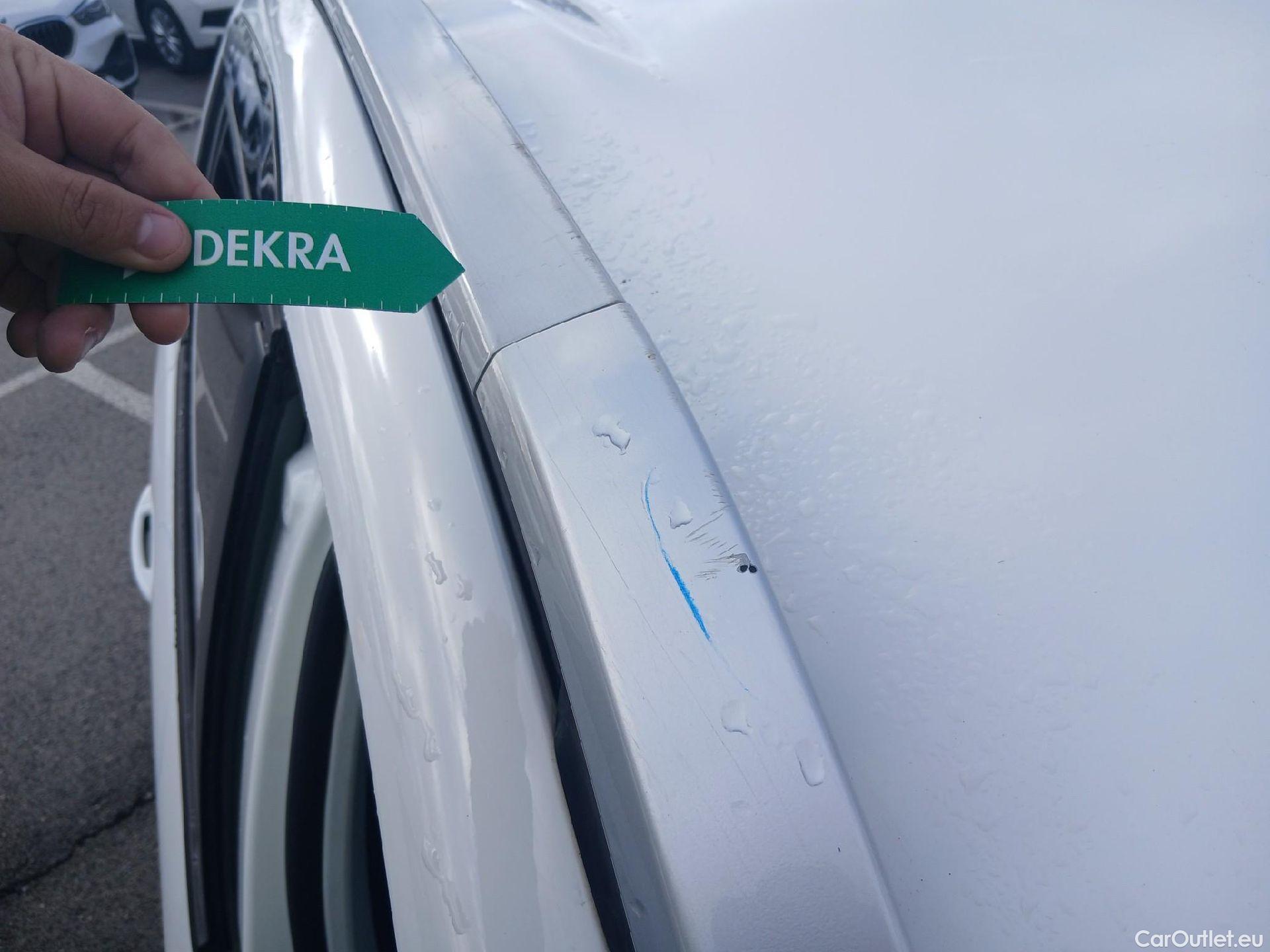  Peugeot  2008 PEUGEOT  / 2016 / 5P / todoterreno Signature BlueHDi 100 S&S 5 Vel. MAN #66