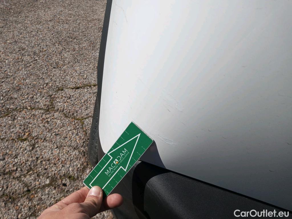  Peugeot  2008 PEUGEOT  / 2019 / 5P / todoterreno Active Pack BlueHDI 81kW (110CV) #17