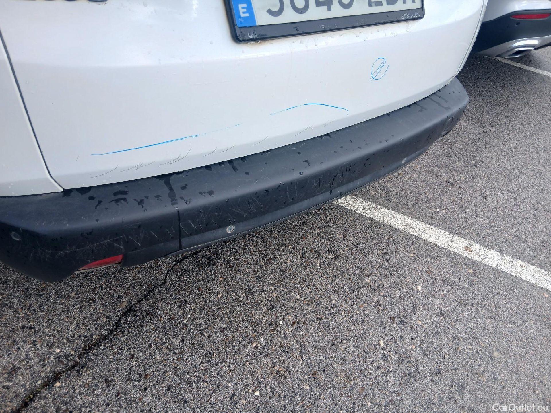  Peugeot  2008 PEUGEOT  / 2016 / 5P / todoterreno Signature BlueHDi 100 S&S 5 Vel. MAN #46