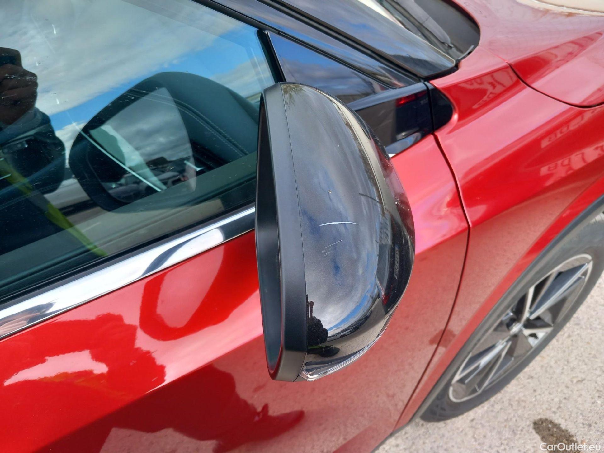  Nissan  Qashqai NISSAN  / 2021 / 5P / todoterreno DIG-T 116kW mHEV Xtronic N-Connecta #23